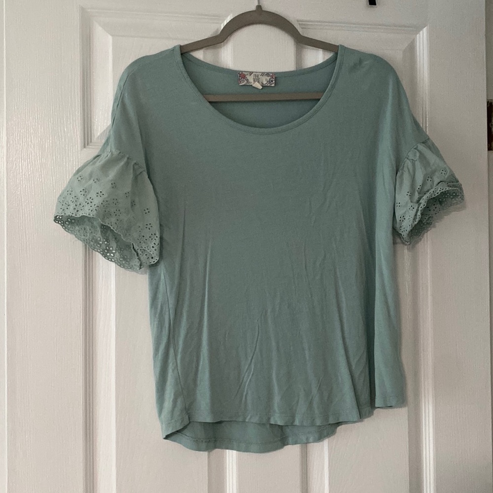 Lace bell sleeve t shirt